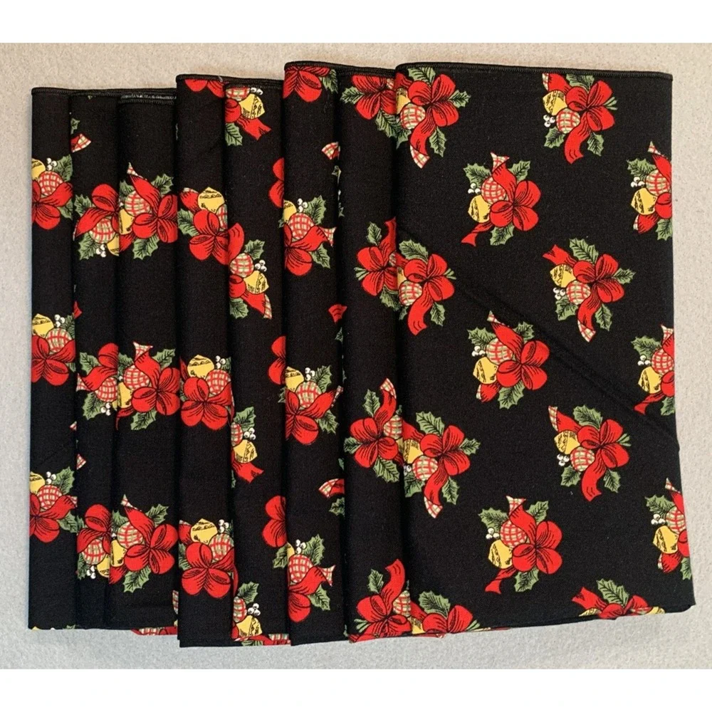 Vera Bradley Retired Christmas Holly Hen Reversible Set 8 Placemats & 8 Napkins